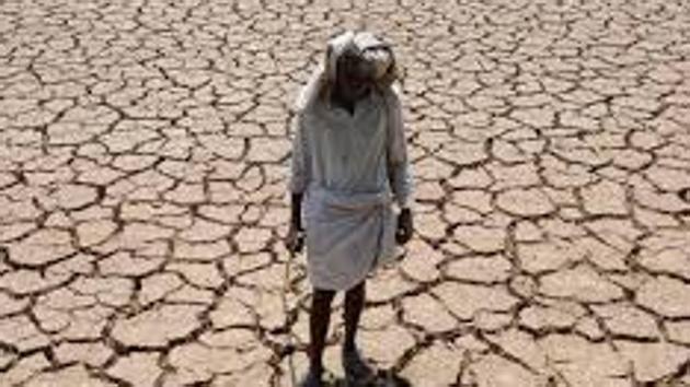 The ‘People’s Budget for Maharashtra’ demanded an additional Rs32,500 crore for the social sector, by increasing budgetary allocation for food security through the public distribution system, agriculture, education, public health and provisions for Scheduled Castes (SCs) and Sscheduled Tribes (STs) . (HT FILE) The ‘People’s Budget for Maharashtra’ demanded an additional Rs32,500 crore for the social sector, by increasing budgetary allocation for food security through the public distribution system, agriculture, education, public health and provisions for Scheduled Castes (SCs) and Sscheduled Tribes (STs) . (HT FILE)