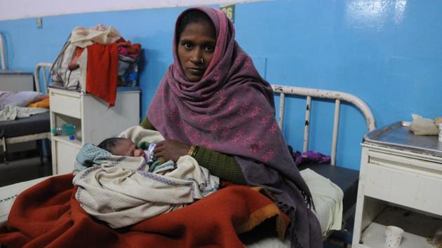 25-year-old Munni was allegedly denied admission by officials at the Civil Hospital in Gurgaon for failing to produce a copy for her Aadhaar card, even though she furnished her UID number. In labour, the woman delivered a baby girl outside the hospital’s emergency ward on February 9. (Parveen Kumar/HT Photo) 25-year-old Munni was allegedly denied admission by officials at the Civil Hospital in Gurgaon for failing to produce a copy for her Aadhaar card, even though she furnished her UID number. In labour, the woman delivered a baby girl outside the hospital’s emergency ward on February 9. (Parveen Kumar/HT Photo)
