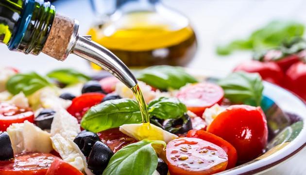The oil from green olives tastes amazing and is very good for the skin too, writes Shipra Khanna. (Getty Images/iStockphoto) The oil from green olives tastes amazing and is very good for the skin too, writes Shipra Khanna. (Getty Images/iStockphoto)