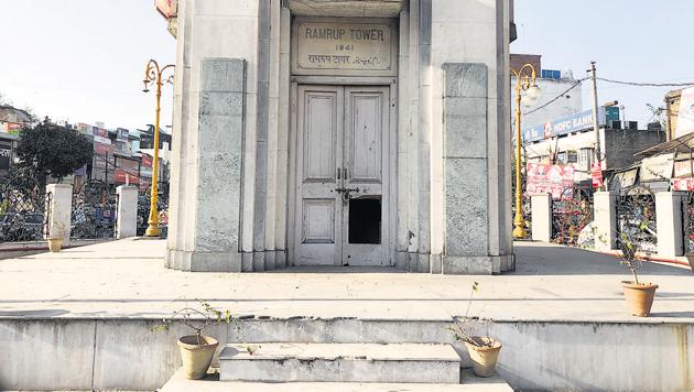 Bell tower at north Delhi’s Sabzi Mandi. (Mayank Austen Soofi / HT Photo) Bell tower at north Delhi’s Sabzi Mandi. (Mayank Austen Soofi / HT Photo)