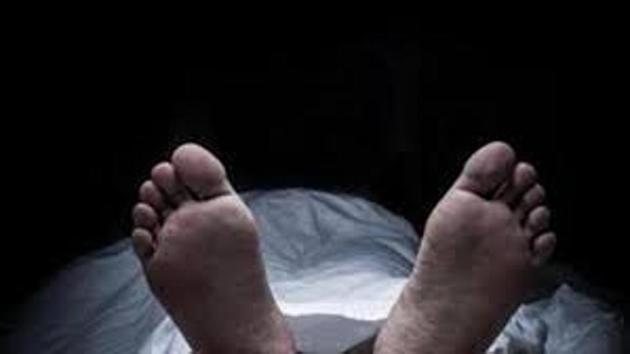A 24-year-old woman committed suicide on Saturday after a three-year long dispute with her parents over her marriage. (HT File (Representational Image)) A 24-year-old woman committed suicide on Saturday after a three-year long dispute with her parents over her marriage. (HT File (Representational Image))