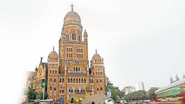 Civic officials have identified major defaulters and have prepared a list of 100 top defaulters, who have not disputed the amount, as recovery from them would be easier. (HT FILE PHOTO) Civic officials have identified major defaulters and have prepared a list of 100 top defaulters, who have not disputed the amount, as recovery from them would be easier. (HT FILE PHOTO)