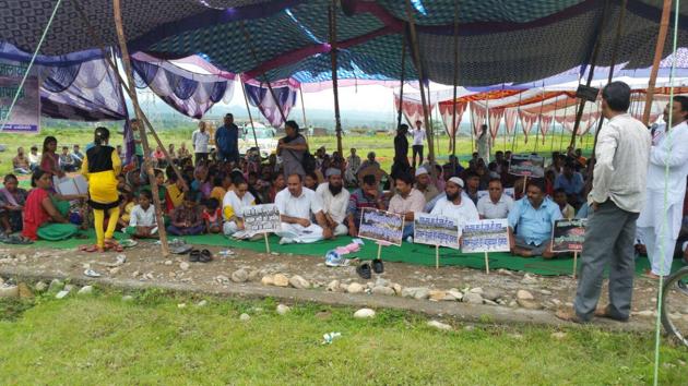 Residents of Silaqui village on the outskirts of Dehradun organised a mahapanchayat on Sunday to discuss about the putrid smell emanating from solid waste treatment plant. (HT File Photo.) Residents of Silaqui village on the outskirts of Dehradun organised a mahapanchayat on Sunday to discuss about the putrid smell emanating from solid waste treatment plant. (HT File Photo.)