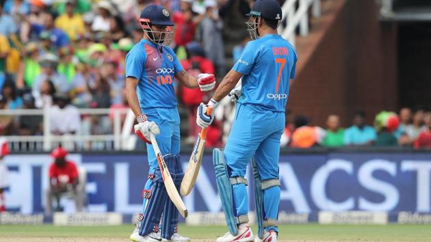Contributions from Manish Pandey, MS Dhoni and Hardik Pandya then guided India to 203/5.  (BCCI ) 
