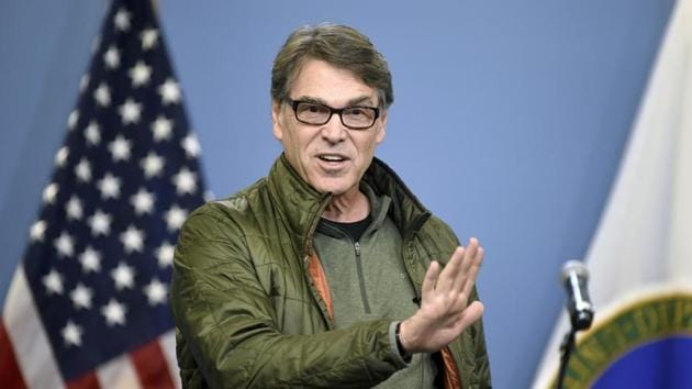 United States energy secretary Rick Perry speaks to a group of workers during a visit to the Savannah River Site and Savannah River National Laboratory near Jackson, February 2.(AP File Photo)