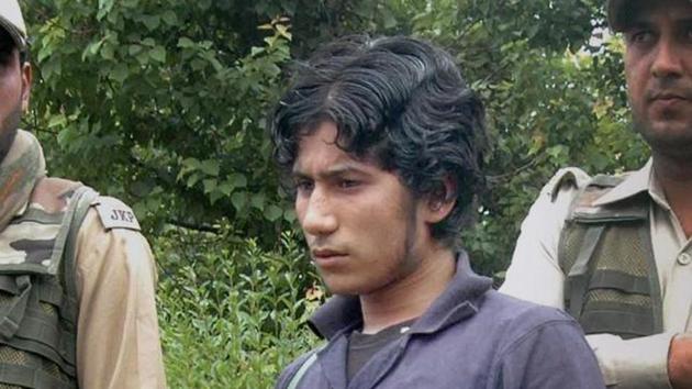LeT militant Naveed Jhatt when he was arrested from a hideout in Kulgam. (PTI File Photo) LeT militant Naveed Jhatt when he was arrested from a hideout in Kulgam. (PTI File Photo)