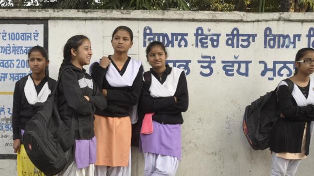 There are 201 examination centres in the district for the Class 12 board exams this year. Several schools have written to the board to set up centres close by, but this has not happened.(HT File/Representative image)