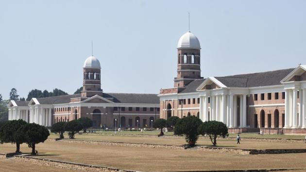 The cumulative figure estimated by the municipal corporation is Rs 4.08 crore.(HT PHOTO) The cumulative figure estimated by the municipal corporation is Rs 4.08 crore.(HT PHOTO)