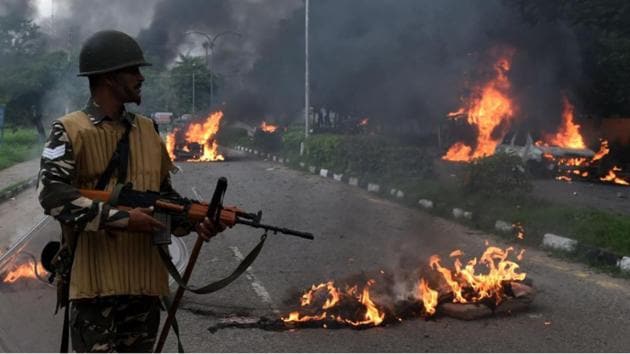 As many as 42 persons were killed after clashes broke out between dera followers and security agencies on in Panchkula after dera chief Ram Rahim’s conviction in a rape case. (HT File) As many as 42 persons were killed after clashes broke out between dera followers and security agencies on in Panchkula after dera chief Ram Rahim’s conviction in a rape case. (HT File)