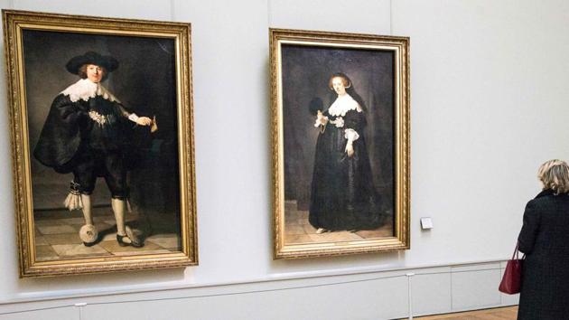 The two full-length wedding portraits of Amsterdam couple Oopjen Coppit (R) and Marten Soolmans. (AFP) The two full-length wedding portraits of Amsterdam couple Oopjen Coppit (R) and Marten Soolmans. (AFP)