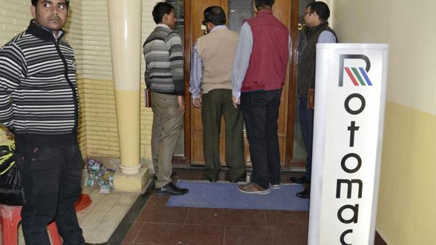 CBI officials investigation in Rotomac Global Private Limited office at Mall Road in Kanpur on Monday. (PTI Photo) CBI officials investigation in Rotomac Global Private Limited office at Mall Road in Kanpur on Monday. (PTI Photo)