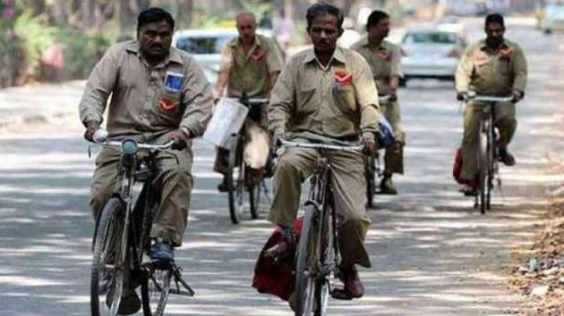 At a meeting on February 14, the postal department, in principle, has agreed to serve summons through postmen. (HT File Photo) At a meeting on February 14, the postal department, in principle, has agreed to serve summons through postmen. (HT File Photo)