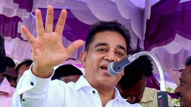 Actor Kamal Hassan speaks at a rally during his day-long road show at Manamadurai in Sivaganga district on Wednesday.(PTI)