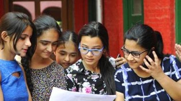 Students in a Jubilant mood after the CBSE exam results for Class 12 were announced, in New Delhi. (Sushil Kumar/ HT photo) Students in a Jubilant mood after the CBSE exam results for Class 12 were announced, in New Delhi. (Sushil Kumar/ HT photo)