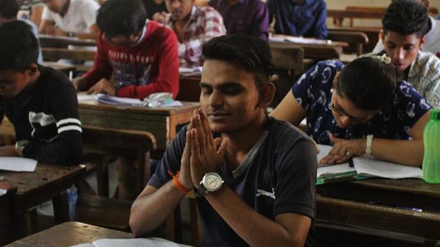 Around 3.3lakh students from Mumbai division -- 50,325 from the arts stream, 1,78,660 from commerce, 96,712 from science, and 5,149 from MCVC – took the English exam on Monday. (Praful Gangurde) Around 3.3lakh students from Mumbai division -- 50,325 from the arts stream, 1,78,660 from commerce, 96,712 from science, and 5,149 from MCVC – took the English exam on Monday. (Praful Gangurde)