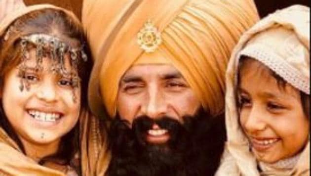 Kesari: Akshay Kumar is shooting with children dressed as Afghan children.