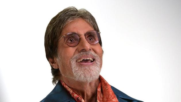 The photograph Amitabh Bachchan attached to his poem, a signature move. The photograph Amitabh Bachchan attached to his poem, a signature move.