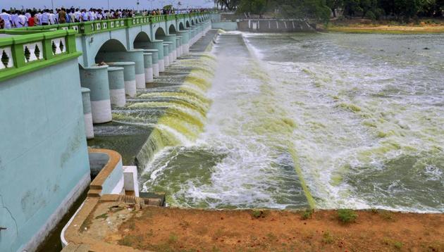 Cauvery river flowing in to Kallanai Dam in Tiruchirapalli district of Tamil Nadu. The Supreme Court increased Karnataka's share of water and directed the state to release 177.25 tmc to Tamil Nadu on Friday.(PTI Photo)