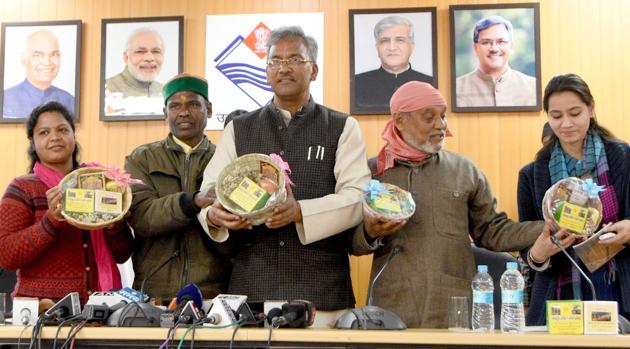 Uttarakhand chief minister Trivendra Singh Rawat launching 'Prasadam' scheme at a press conference in Dehradun on Friday. (HT Photo.) Uttarakhand chief minister Trivendra Singh Rawat launching 'Prasadam' scheme at a press conference in Dehradun on Friday. (HT Photo.)