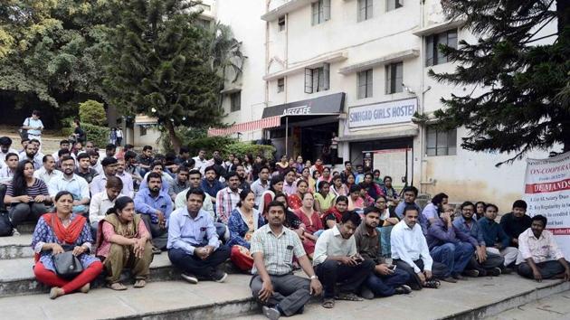 After the fourth phase of their agitation on February 2, the teachers claimed to have been pushed into the next phase due to the government’s lag in keeping their ‘promises’.(HT Representative Photo) After the fourth phase of their agitation on February 2, the teachers claimed to have been pushed into the next phase due to the government’s lag in keeping their ‘promises’.(HT Representative Photo)