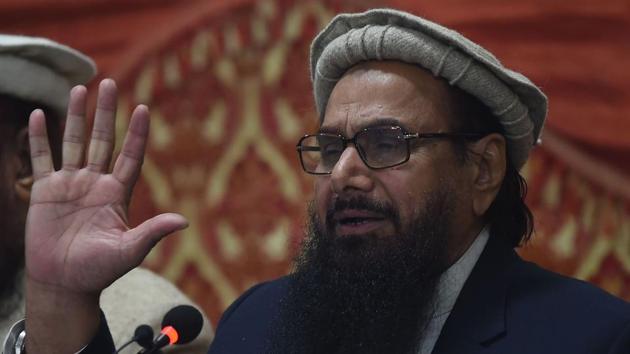 Lashkar-e-Taiba founder Hafiz Saeed at a press conference in Lahore on January 23.(AFP)