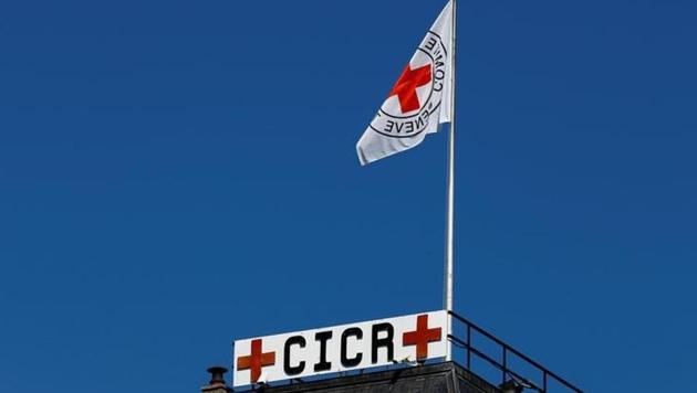 A flag is pictured on the headquarters of the International Committee of the Red Cross (ICRC) in Geneva, Switzerland.(Reuters File Photo)
