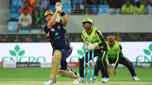 Shane Watson en route to scoring a half-century for Quetta Gladiators against Lahore Qalandars in a Pakistan Super League match. (Twitter) Shane Watson en route to scoring a half-century for Quetta Gladiators against Lahore Qalandars in a Pakistan Super League match. (Twitter)
