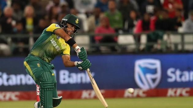 JP Duminy hit his 11th fifty as he gave South Africa a chance.  (BCCI) 