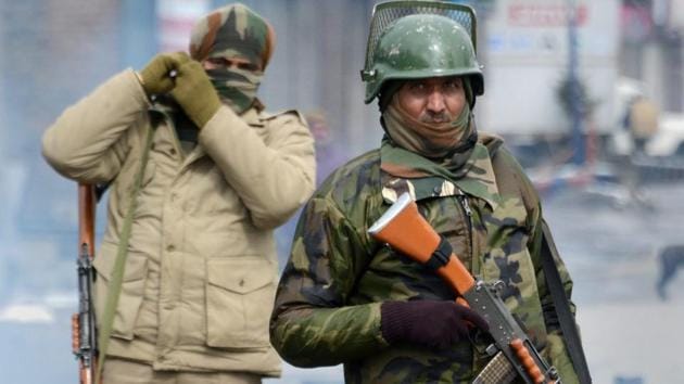 Security personnel stand guard in Srinagar.(PTI File Photo) Security personnel stand guard in Srinagar.(PTI File Photo)