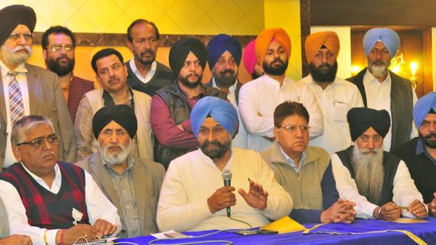Senior SAD and BJP leaders addressing media persons in Ludhiana on Sunday. (Gurpreet Singh/HT) Senior SAD and BJP leaders addressing media persons in Ludhiana on Sunday. (Gurpreet Singh/HT)
