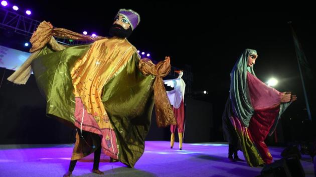 Over 150 international puppetry companies have performed at the festival, including groups from the UK, Belgium, Italy, Germany, Switzerland, Spain, Turkey, Brazil, Sweden, Norway, Israel, Iran, Sri Lanka, Indonesia, Japan, Afghanistan, Ireland, Australia, Switzerland and USA. (Sonu Mehta / HT Photo) Over 150 international puppetry companies have performed at the festival, including groups from the UK, Belgium, Italy, Germany, Switzerland, Spain, Turkey, Brazil, Sweden, Norway, Israel, Iran, Sri Lanka, Indonesia, Japan, Afghanistan, Ireland, Australia, Switzerland and USA. (Sonu Mehta / HT Photo)