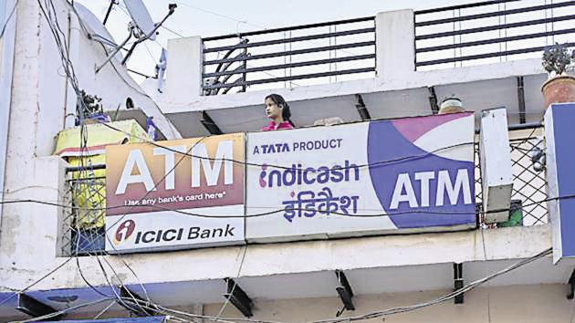 Ten cash dispensing machines have been stolen from Gurgaon since December. (Sanjeev Verma/HT PHOTO) Ten cash dispensing machines have been stolen from Gurgaon since December. (Sanjeev Verma/HT PHOTO)