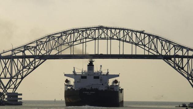 In the US, the number of rigs targeting oil increased by 1 to 799, the longest streak of gains in eight months. (Eddie Seal/Bloomberg News) In the US, the number of rigs targeting oil increased by 1 to 799, the longest streak of gains in eight months. (Eddie Seal/Bloomberg News)