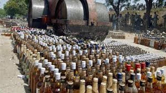 Representative image. Despite opposition from many quarters, Bihar chief minister Nitish Kumar has not reconsidered the prohibition he enforced in April 2016. (HT Photo) Representative image. Despite opposition from many quarters, Bihar chief minister Nitish Kumar has not reconsidered the prohibition he enforced in April 2016. (HT Photo)