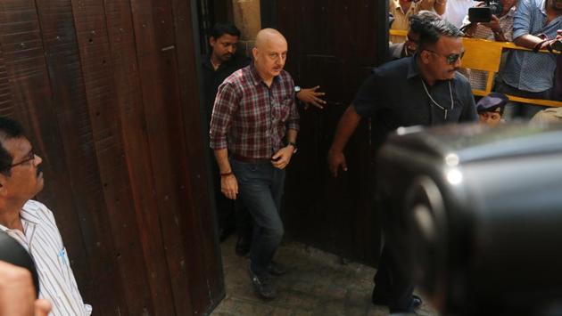 Actor Anupam Kher arrives at Anil Kapoor's residence to meet the Kapoor family in Juhu, Mumbai. (IANS) Actor Anupam Kher arrives at Anil Kapoor's residence to meet the Kapoor family in Juhu, Mumbai. (IANS)
