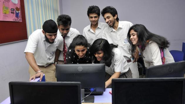 The admit card for SBI clerk prelims examination (Junior Associates (customer support and sales) is expected to be release tentatively on Thursday, March 1. (HT file) The admit card for SBI clerk prelims examination (Junior Associates (customer support and sales) is expected to be release tentatively on Thursday, March 1. (HT file)