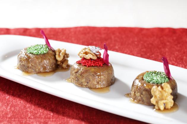 Treat yourself to colourful savouries and sweets this Holi(HTPHOTO)