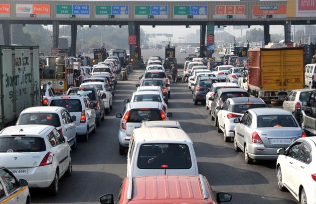 In August 2017, the National Highways Authority of India (NHAI) has asked the Kherki Daula toll operator to shift to Sehrawan. (Parveen Kumar/HT FILE) In August 2017, the National Highways Authority of India (NHAI) has asked the Kherki Daula toll operator to shift to Sehrawan. (Parveen Kumar/HT FILE)