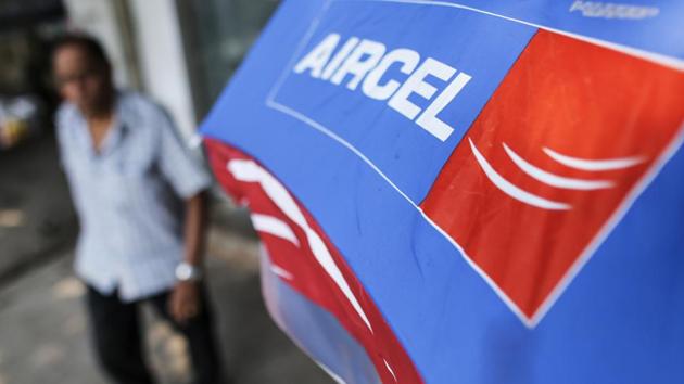 Aircel had total debts of 438.3 billion rupees ($6.7 billion) as of the end of March 2016, the latest period such figures were publicly available.(Dhiraj Singh/Bloomberg)