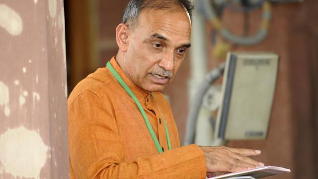 India’s junior education minister Satyapal Singh said that mantras codified the ‘laws of motion’ much before they were framed by Issac Newton and suggested that Vaastu compliance of educational buildings was important for learning, according to the minutes of the meeting of the government’s highest advisory body for policymaking in education. (Sonu Mehta / HT File) India’s junior education minister Satyapal Singh said that mantras codified the ‘laws of motion’ much before they were framed by Issac Newton and suggested that Vaastu compliance of educational buildings was important for learning, according to the minutes of the meeting of the government’s highest advisory body for policymaking in education. (Sonu Mehta / HT File)