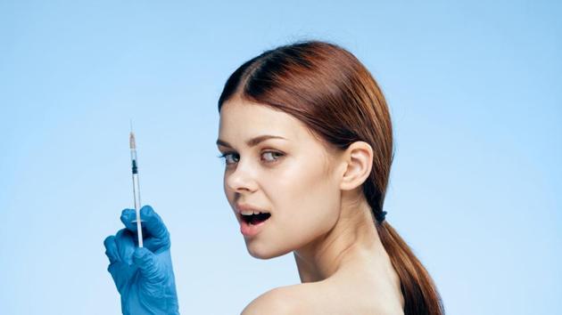 According to the study conducted by Wolters Kluwer Health, in patients undergoing reconstructive surgery of the face, treatment with botulinum toxin A (BTX-A, or Botox) can improve the final appearance of surgical scars. (Shutterstock) According to the study conducted by Wolters Kluwer Health, in patients undergoing reconstructive surgery of the face, treatment with botulinum toxin A (BTX-A, or Botox) can improve the final appearance of surgical scars. (Shutterstock)