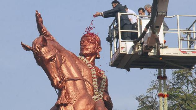 Maharashtra governor C Vidyasagar Rao garlands the statue of Chhatrapati Shivaji Maharaj on his birth anniversary at Shivaji Park in Mumbai on Monday.(Bhushan Koyande/HT File Photo) Maharashtra governor C Vidyasagar Rao garlands the statue of Chhatrapati Shivaji Maharaj on his birth anniversary at Shivaji Park in Mumbai on Monday.(Bhushan Koyande/HT File Photo)