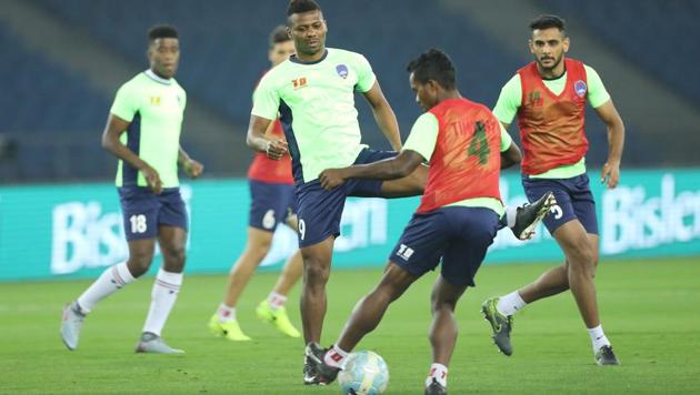 Delhi Dynamos take on FC Pune City in the Indian Super League (ISL) on Friday. (ISL / SPORTZPICS) Delhi Dynamos take on FC Pune City in the Indian Super League (ISL) on Friday. (ISL / SPORTZPICS)
