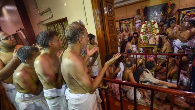 The final rituals for the burial of Sri Jayendra Saraswathi in the premises of the Kanchi Sankara Mutt in Kanchipuram began on Thursday morning in the presence of his family members. Jayendra Saraswathi, regarded among the most influential spiritual leaders of his time but whose shock arrest in a murder case robbed the spiritual shine of the Kanchi mutt, died in Kanchipuram on Wednesday. (PTI File) The final rituals for the burial of Sri Jayendra Saraswathi in the premises of the Kanchi Sankara Mutt in Kanchipuram began on Thursday morning in the presence of his family members. Jayendra Saraswathi, regarded among the most influential spiritual leaders of his time but whose shock arrest in a murder case robbed the spiritual shine of the Kanchi mutt, died in Kanchipuram on Wednesday. (PTI File)