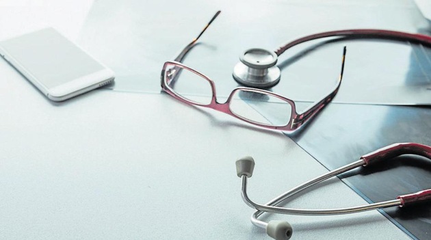 He says in foreign countries, doctors are equally overburdened but they empathise with patients unlike here. (Representative Image) He says in foreign countries, doctors are equally overburdened but they empathise with patients unlike here. (Representative Image)