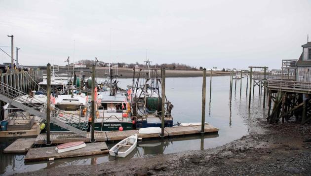 Low tide waters are seen Thursday evening as residents are boarding up and sand bagging their properties as a storm known as a 'bomb cyclone' makes it way to the East Coast on March 1, 2018 in Scituate, Massachusetts. (AFP) Low tide waters are seen Thursday evening as residents are boarding up and sand bagging their properties as a storm known as a 'bomb cyclone' makes it way to the East Coast on March 1, 2018 in Scituate, Massachusetts. (AFP)