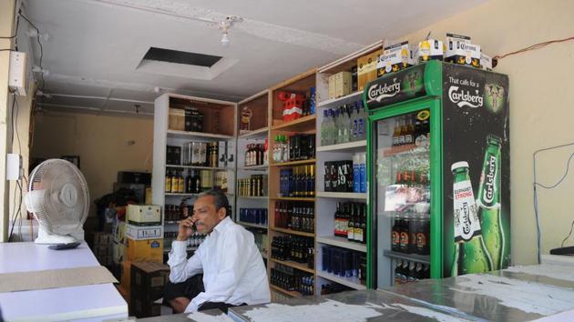 The measure was one among the many that brought cheer to Gurgaon, where night life took a severe beating last year when the Supreme Court imposed a nation-wide ban on the sale of liquor within 500 metres of national and state highways. (Parveen Kumar/HT Photo) The measure was one among the many that brought cheer to Gurgaon, where night life took a severe beating last year when the Supreme Court imposed a nation-wide ban on the sale of liquor within 500 metres of national and state highways. (Parveen Kumar/HT Photo)