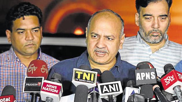 Manish Sisodia said that if Metro phase 4 is implemented with the currently proposed routes, then fares will have to be increased exponentially. (Sonu Mehta/HT PHOTO) Manish Sisodia said that if Metro phase 4 is implemented with the currently proposed routes, then fares will have to be increased exponentially. (Sonu Mehta/HT PHOTO)