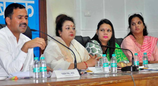 At the House meeting on Wednesday, MCG commissioner Yashpal Yadav also directed the engineering department to come up with a proposal for constructing low-cost sewage treatment plants in villages to ensure untreated water does not flow into stormwater drains. (HT PHOTO) At the House meeting on Wednesday, MCG commissioner Yashpal Yadav also directed the engineering department to come up with a proposal for constructing low-cost sewage treatment plants in villages to ensure untreated water does not flow into stormwater drains. (HT PHOTO)