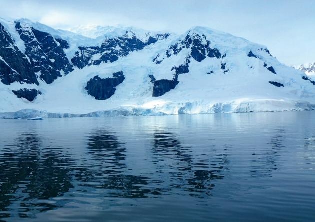 Glacier around Neko Harbour (Suhel Seth) Glacier around Neko Harbour (Suhel Seth)